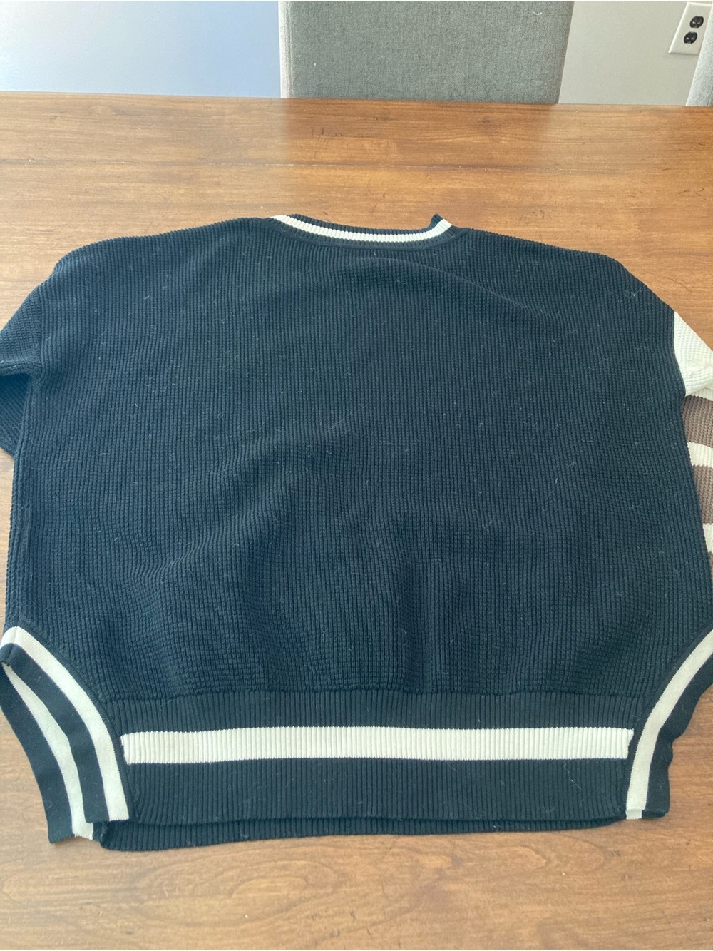 Planet by Lauren G Black V-Neck Sweater with Cream Trim - Picture 4 of 8